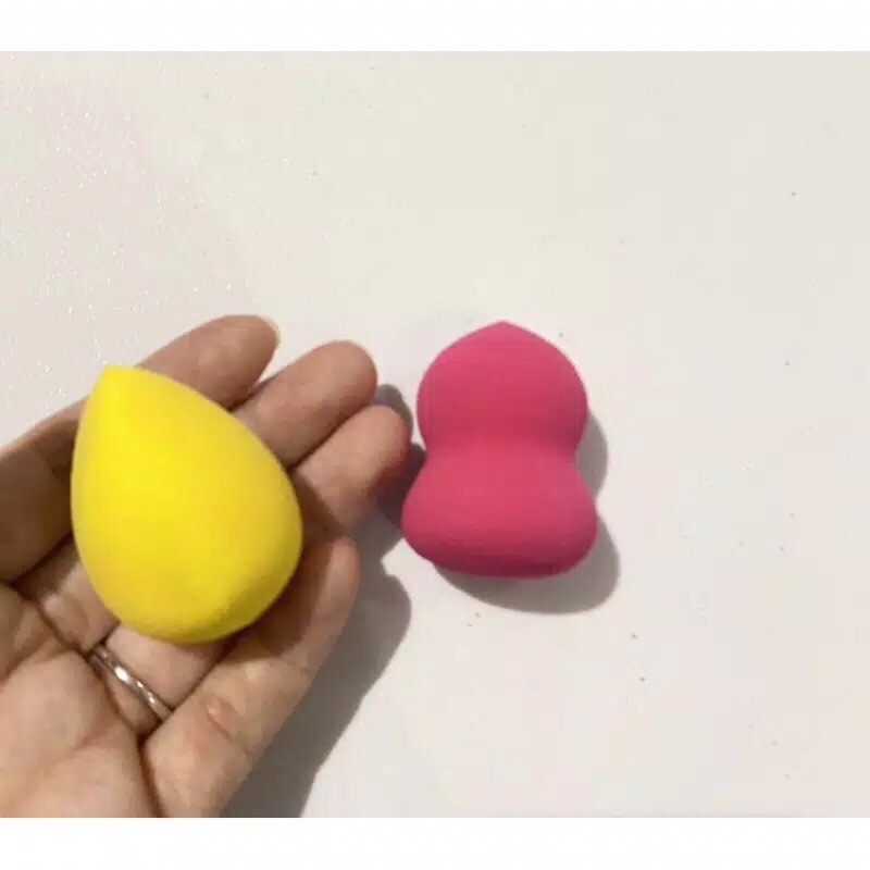 MAKE UP SPONGE PER BOX ISI 2 PCS