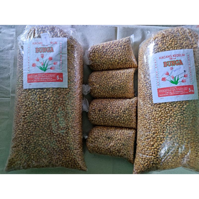 

Kacang Kedelai Cap Bunga / KG