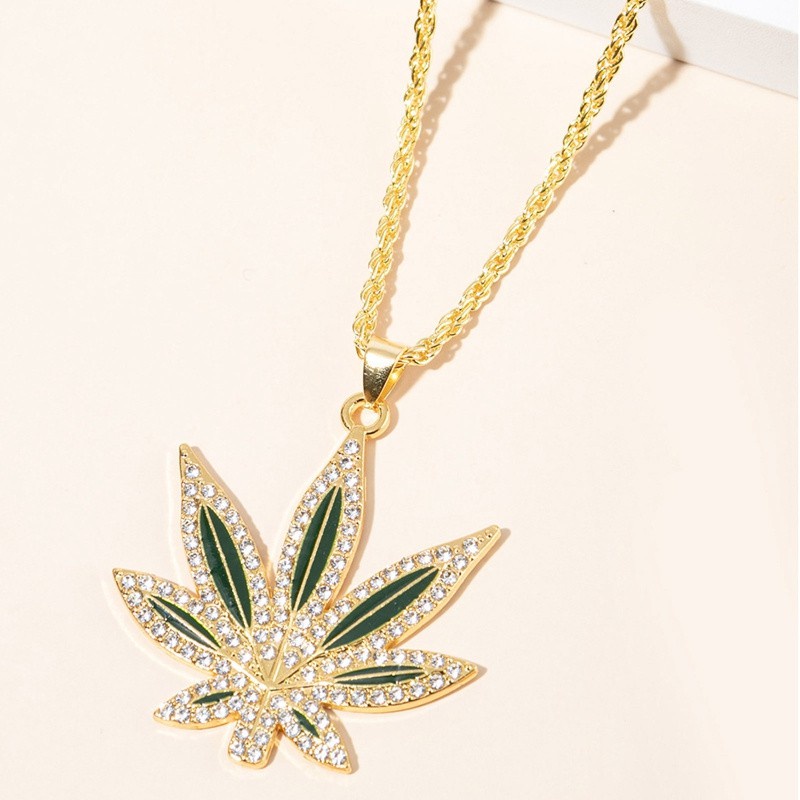 Unique Man Maple Leafs Gold Punk Pendant Long Chain Plated Necklace Popular