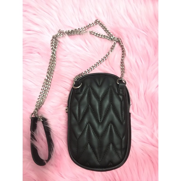 Tas Handphone Stradivarius