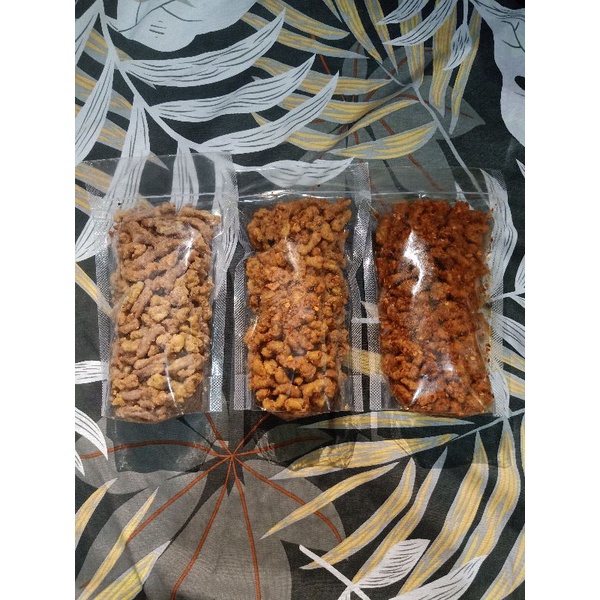 

krispi usus kripsus makanan ringan kuliner Bandung,200gram pedas daun jeruk