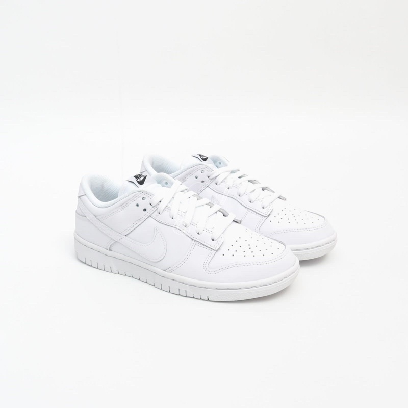 Dunk Low Triple White