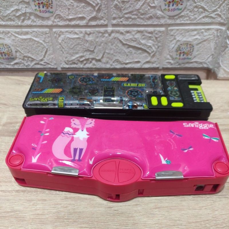 

kotak pensil smiggle anak