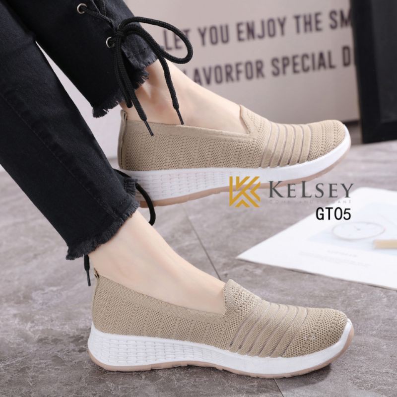 Kelsey Sepatu Slip On Wanita GT05