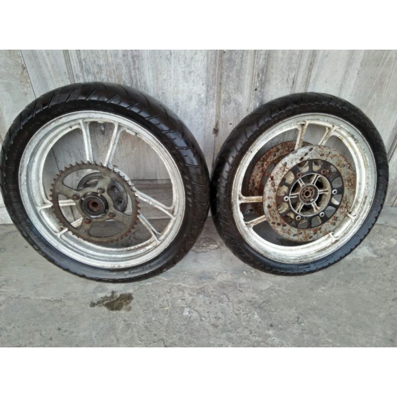 limbah moge wheelset velg moge suzuki gf250 gsx550 gs450 binter merzy kz200 suzuki rg gamma sub ninj