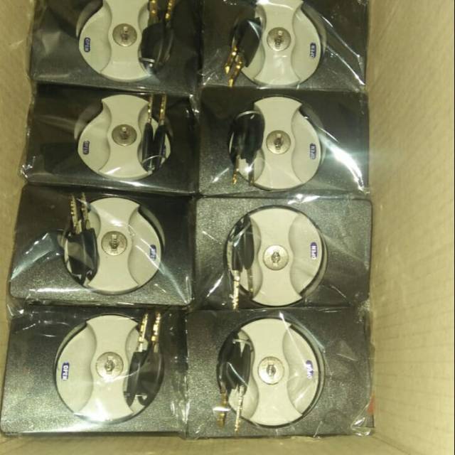 satu sett Kunci lemari besi kotak indicator close open Merk Lion