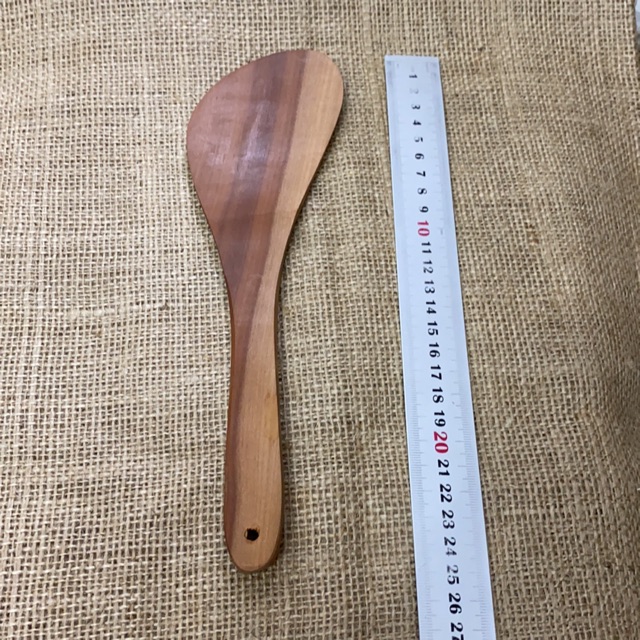 Sodet Kayu Mahoni / Wooden Spatula