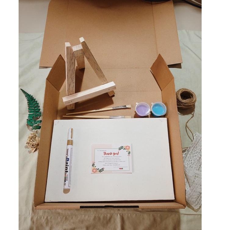 

Serba Murah.. [TERMASUK EASEL] DIY Handprint Painting Kit by Sweetie Seasons | Canvas Lukis Set | Ea