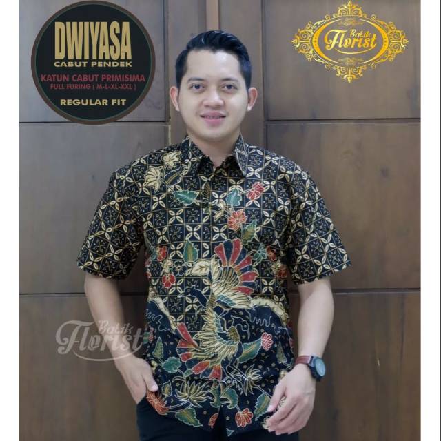 Hem Batik DWIYASA Batik Pria Lengan Pendek Bahan Katun Cabut Lapis Furing