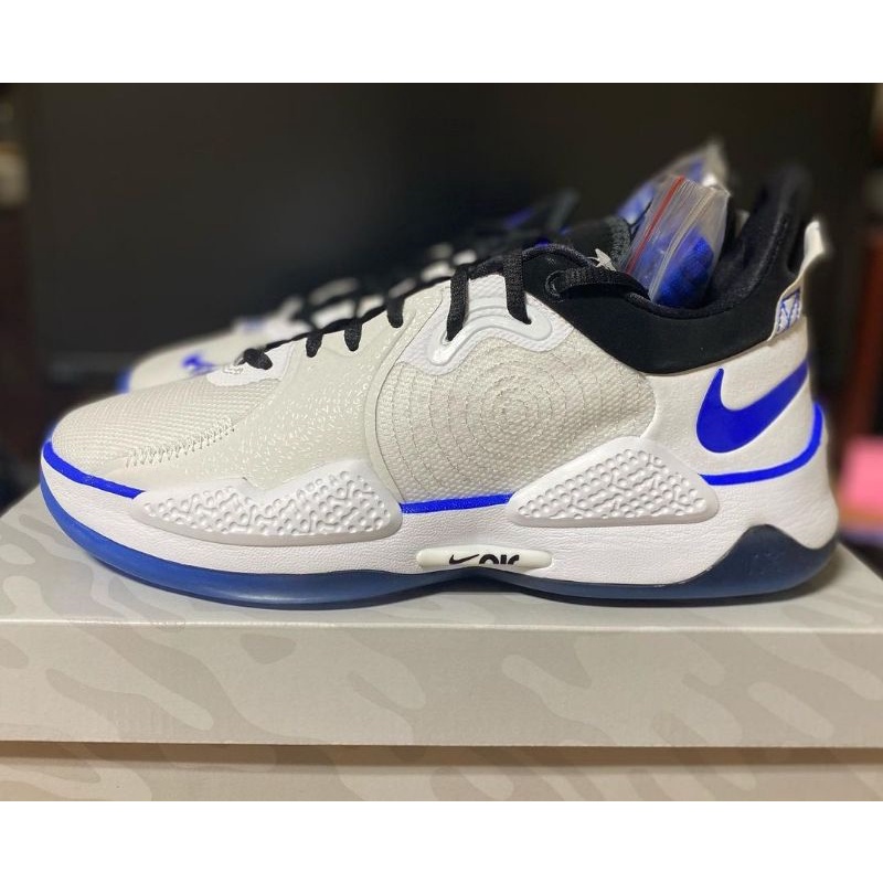 playstation 5 nike