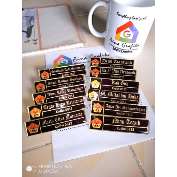 

name tag/nama dada Emas