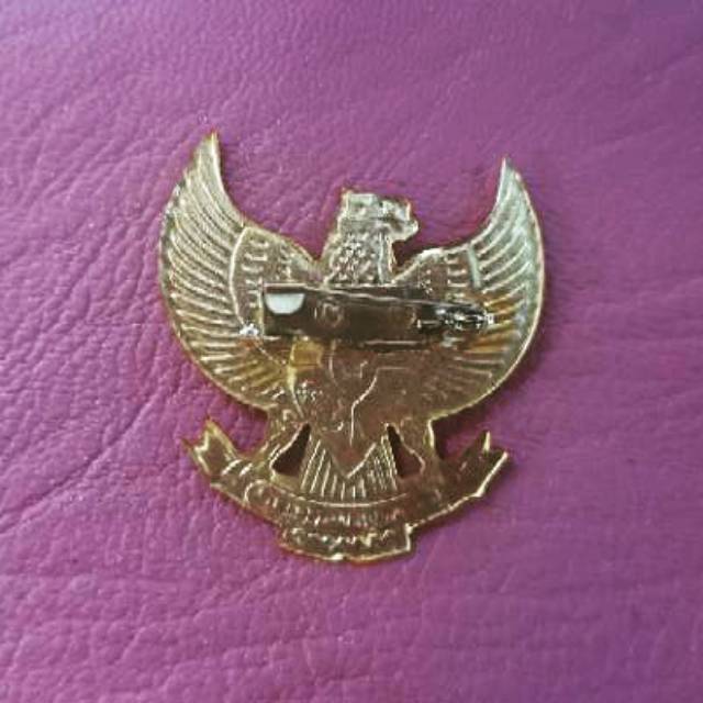 Pin Garuda Kuningan Fiber Tipis (MIN 10 PCS)