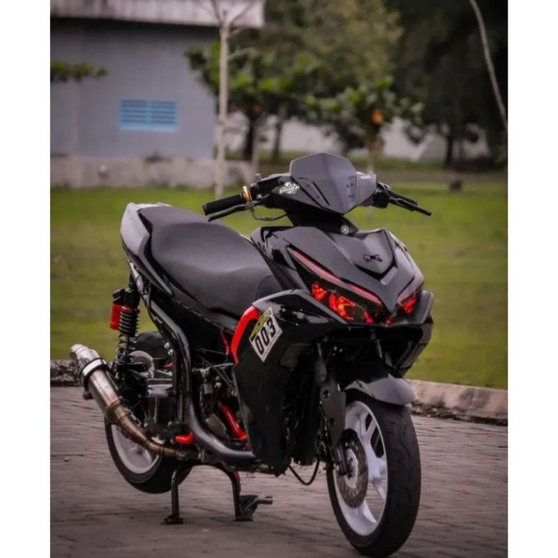 WINDSHIELD AEROX 155 / AEROX CONNECTED STANDAR. visor aerox standar