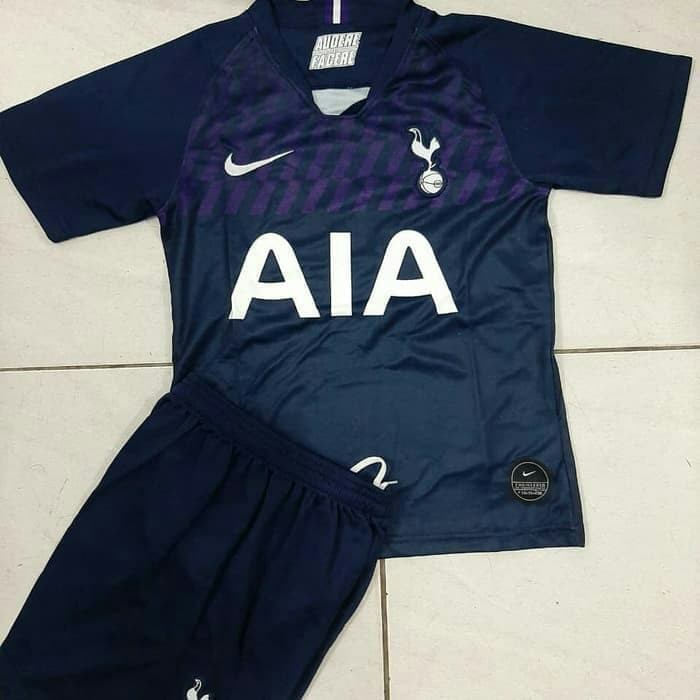 baju bola tottenham