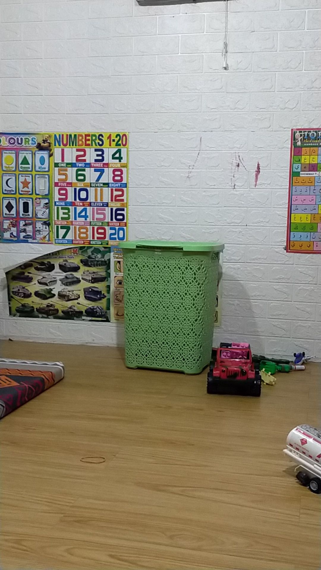 Keranjang Baju Hokaido