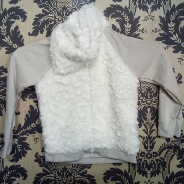 Sweater Anak Brand Cat & Jack