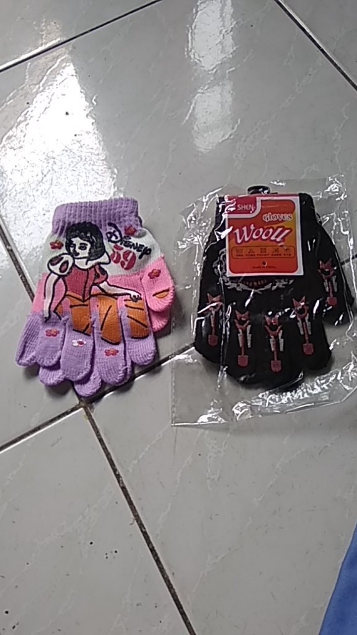 Sarung Tangan Karakter Anak Ramdom