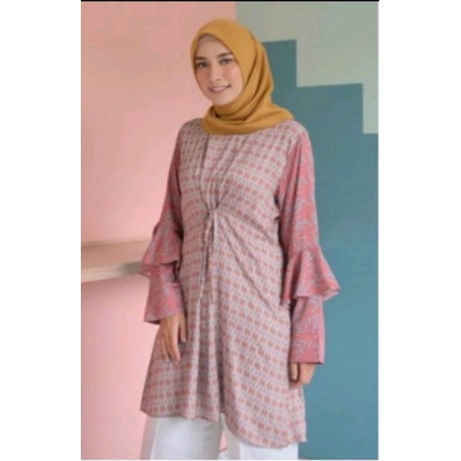 Preloved Kaza Blouse Zytadelia