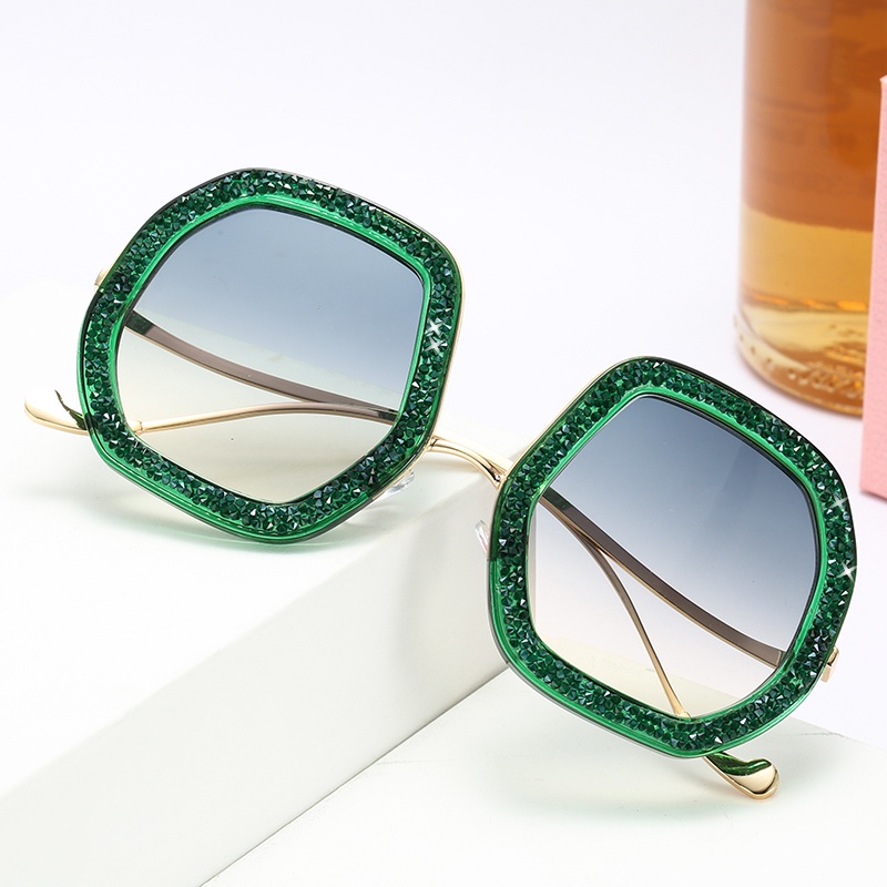Kacamata Hitam Oversize Frame Metal Asimetris Hias Berlian Imitasi UV400 Untuk Wanita
