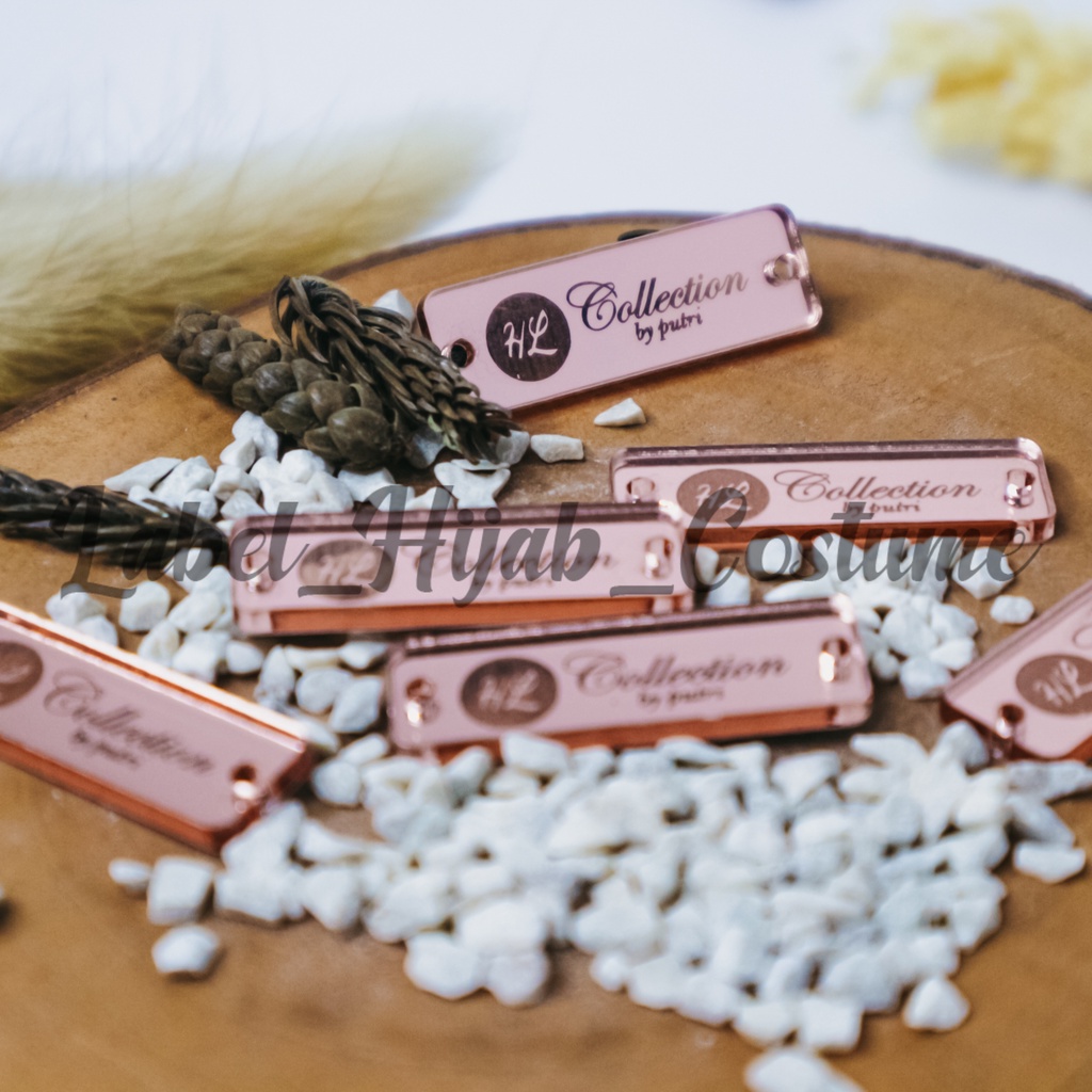 

label hijab | label baju | label akrilik | custom label | label jilbab | label cutting | label persegi rosegold