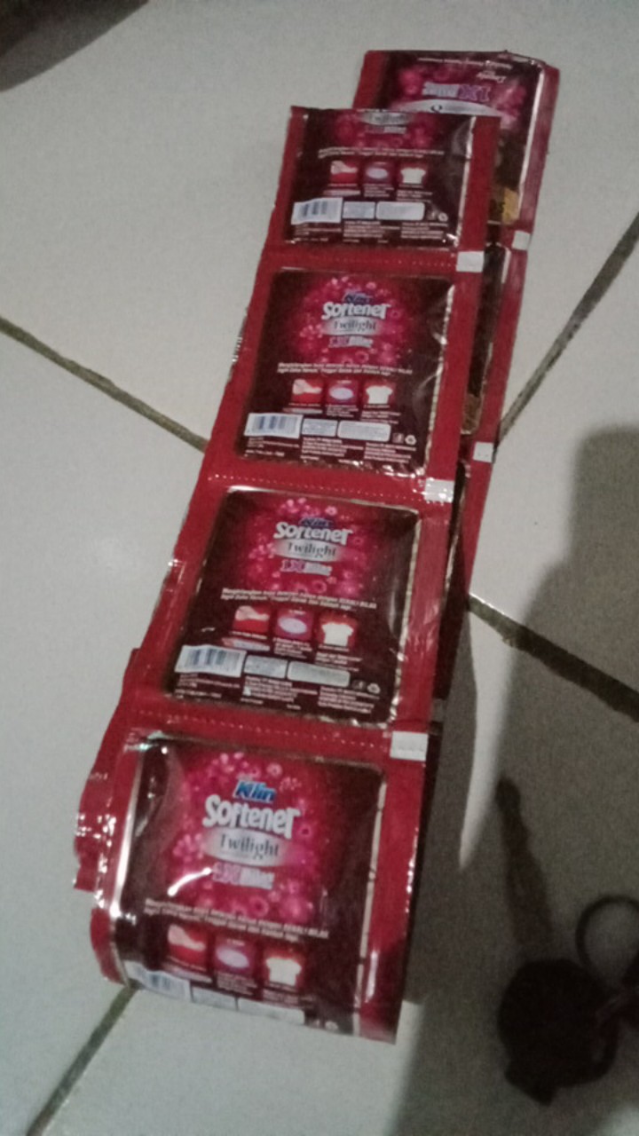 Soklin Softener Satu Renceng Isi 14 Sachet