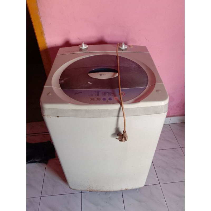 mesin cuci LG 8kg