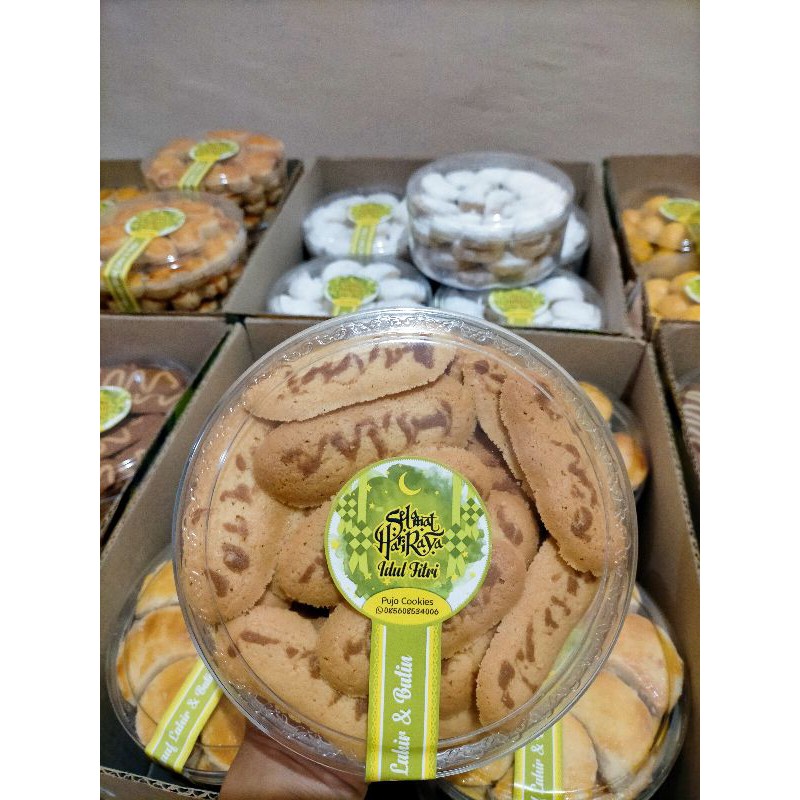 

KUE KERING HOMEMADE BY @PUJA_PDN (Made by order)