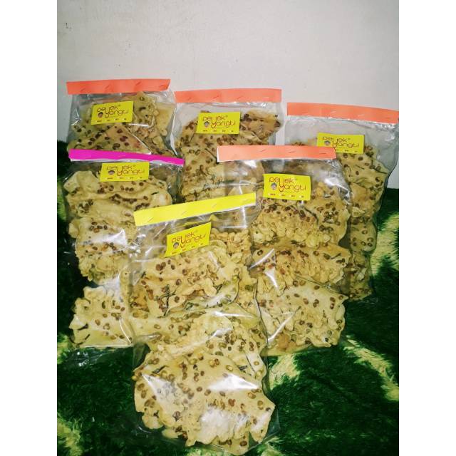 

PEYEK KACANG IJO