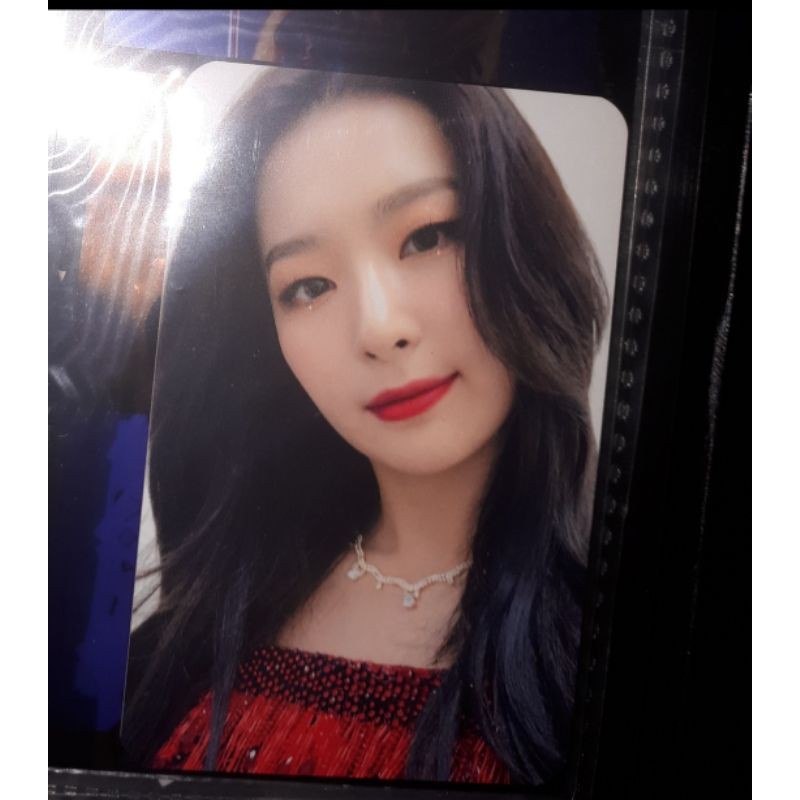 (WTS/WTT) LA ROUGE PHOTOBOOK PHOTOCARD SEULGI RED VELVET