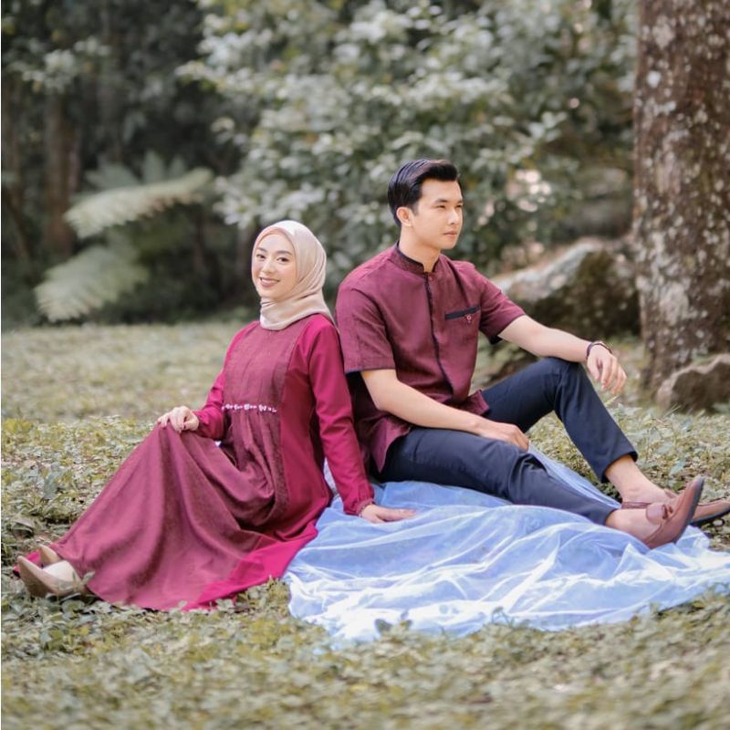 Couple gamis syar'i wanita pria
