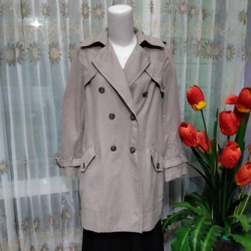 Coat Wanita Preloved Uniqlo