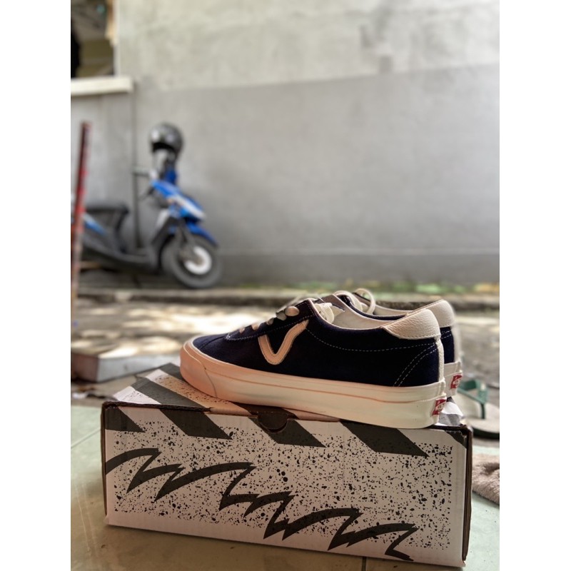sepatu Vans original vault OG epoch parisian night