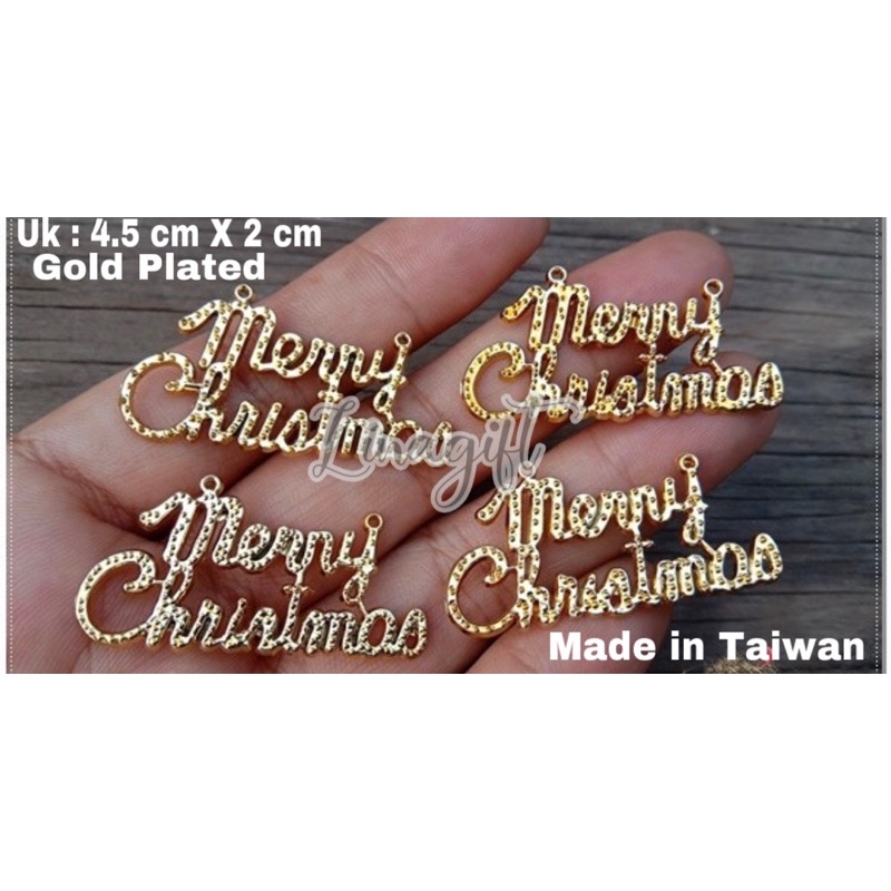 PENDANT XMAS - TOPPER CAKE / HIASAN KADO NATAL / HIASAN KUE NATAL-  CAKE TOPPER / DEKORASI MUE KADO - TULISAN MERRY CHRISTMAS (MADE IN TAIWAN) 4.5 x 1.5 CM / 5.5 x 2 CM NATAL ORNAMENT HIASAN KADO HANG TAG GIFT TAG PERNAK PERNIK DIY PRESENT GIFT