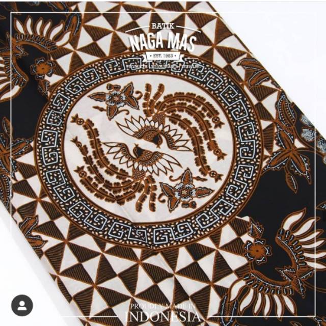 KAIN BATIK PREMIUM BURUNG KITIR SAWUNG ARTIKA