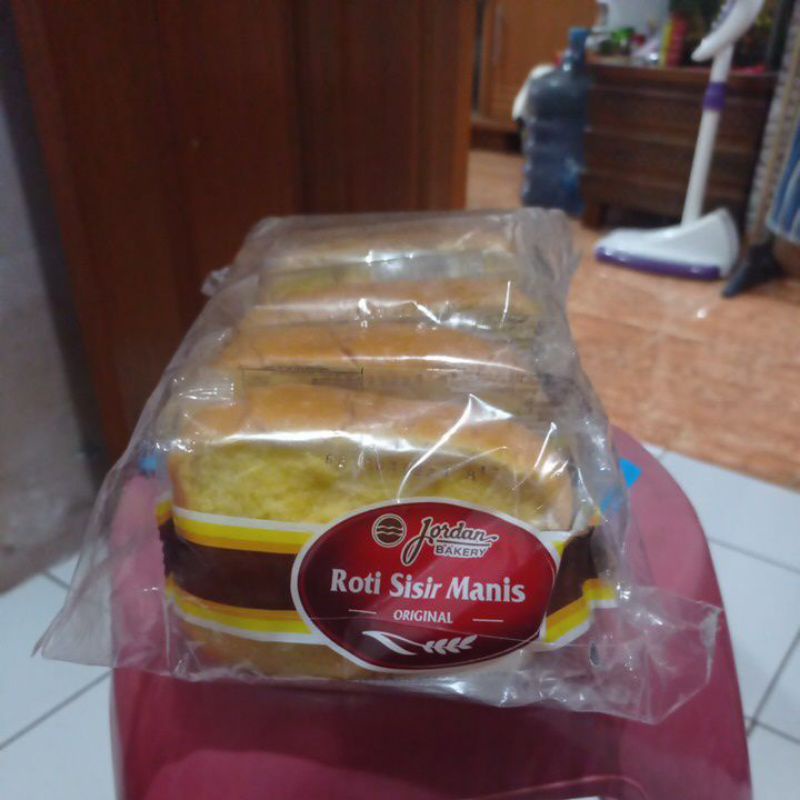 

Jordan Bakery Roti sisir