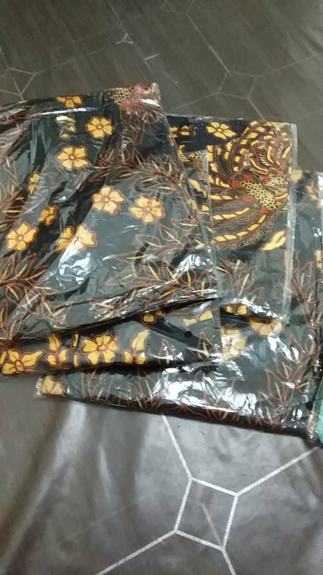 Batik Couple Keluarga Sania Ruffle Ori Ndoro Jowi Dnt Manok Tarong Sogan