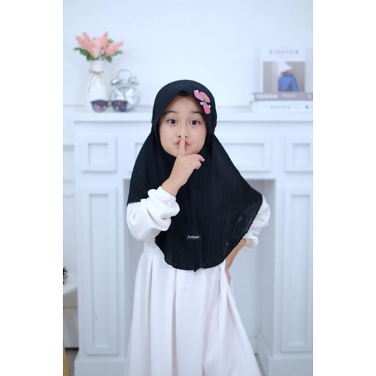 Hijab Plisket Bergot Pet Anak motif stowberry