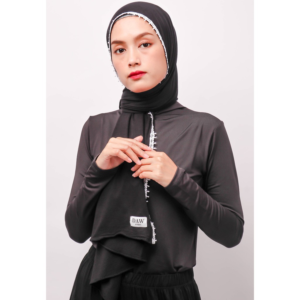 Daw Project Jilbab Pashmina Renda Lace Putih Bahan Spandex Premium Warna Hitam
