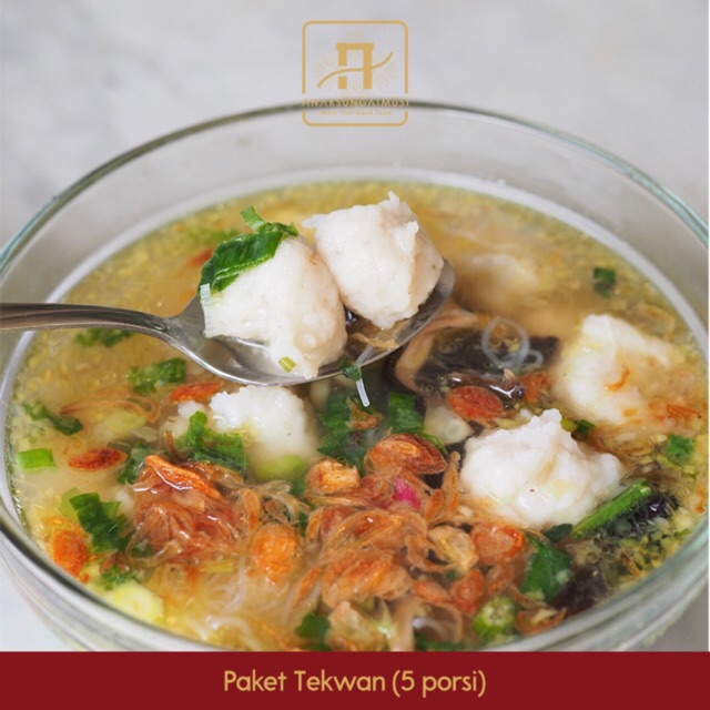 

Paket Tekwan (5 porsi) - Pempek