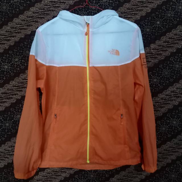 Jaket Outdoor THE NORT FACE second / bekas