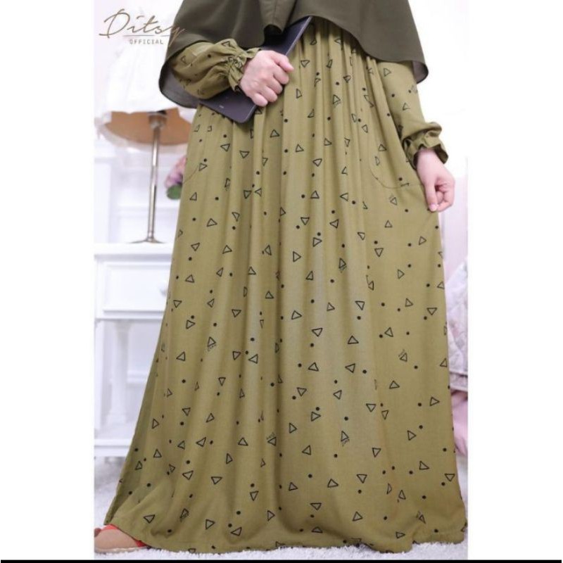 reject scalene green ditsy 2021