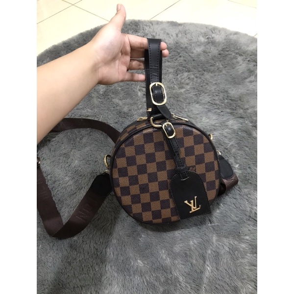 Tas LV | slingbag|handbag| roundbag| preloved