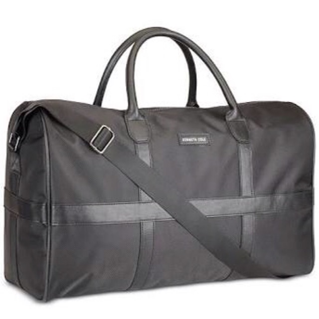 Kenneth Cole Duffle Bag