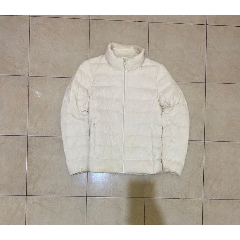 JAKET OUTDOOR ULTRALIGHT UNIQLO M 59x47