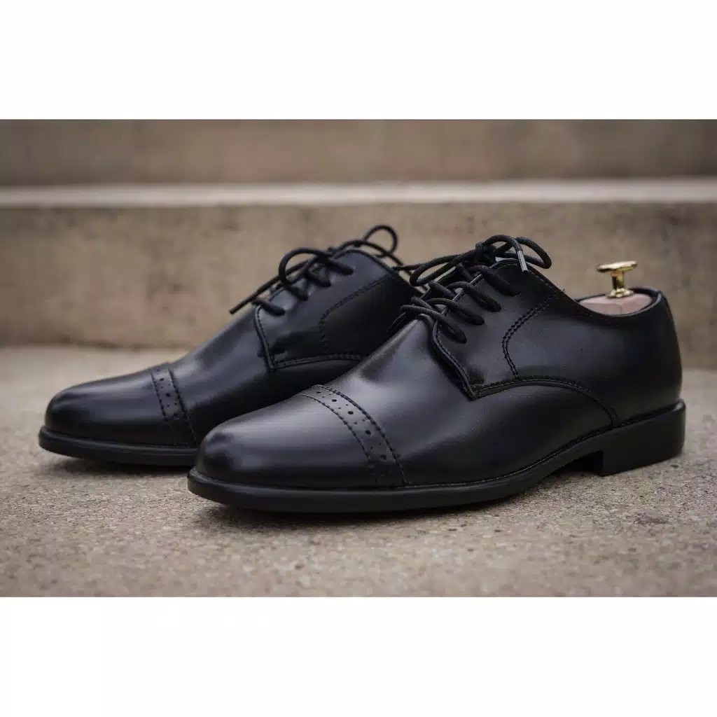 Derby Captoe Black | Sepatu Pantofel Formal Kerja Kuliah Pria Cowok Men Lokal Ori | FORIND x Worka