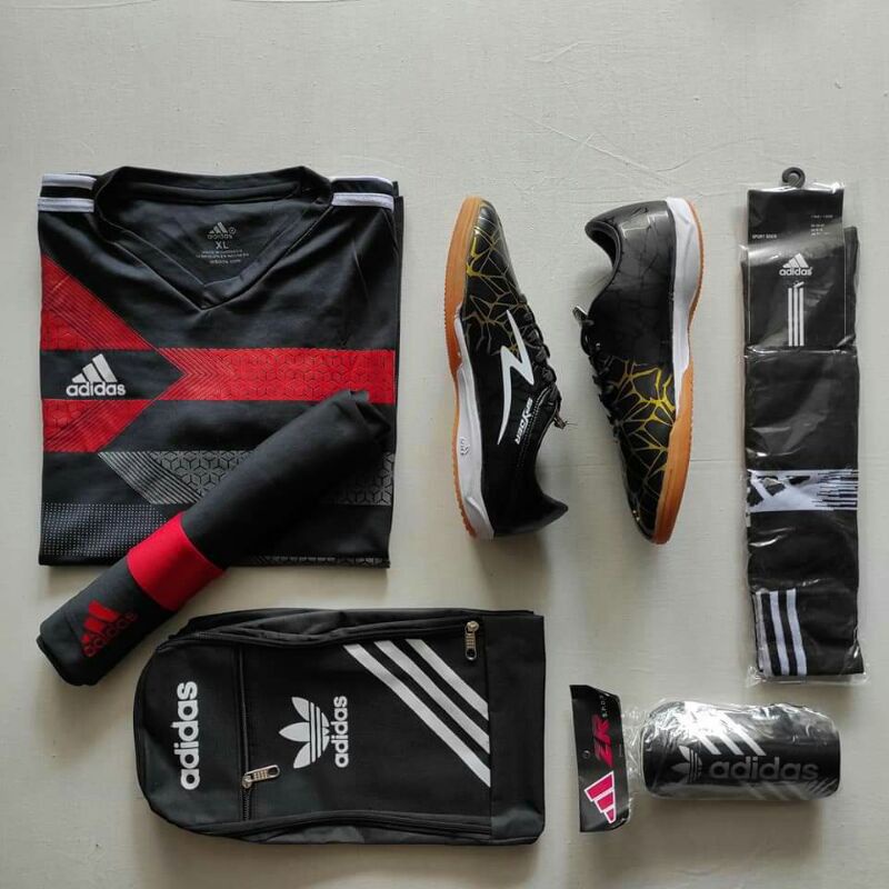 (KOMPLIT 5 SET) SEPATU FUTSAL  SPECS LIGH SPED  REEBOND BERKUALITAS BISA COD