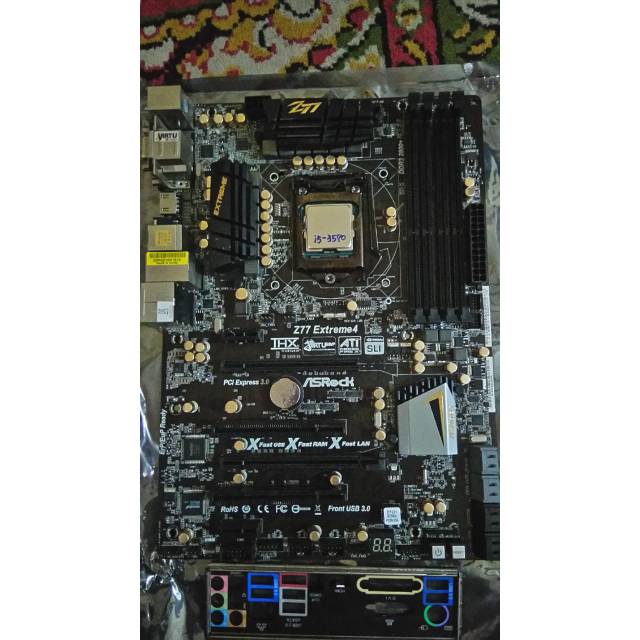 Mobo Asrock Z77 Extreme 4 + proci core i5 3570k