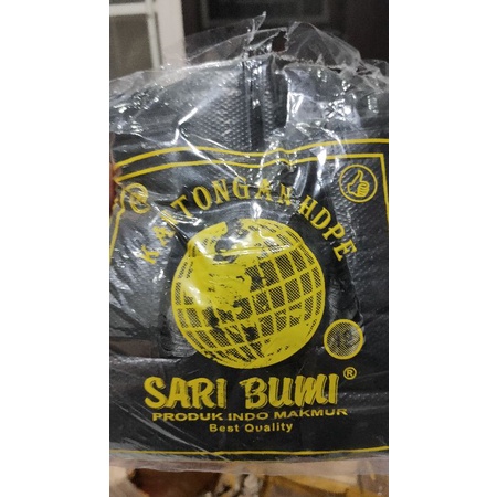 Kantong kresek Sari Bumi Hitam HDPE Tanpa Bau