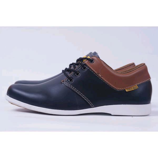 Sepatu Formal Country Boots Black Brown