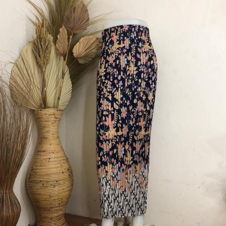 ROK PRISKET//ROK UNDANGAN//ROK WISUDA [IND.20Au22ĸ]